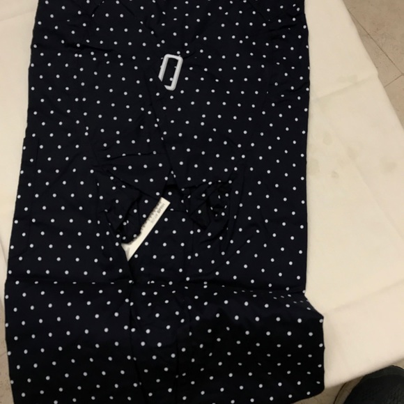 Amazon Essential - Picture 4 of 4